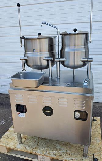 Used CROWN DOUBLE tilting Steam Kettle DC-10 and DC-6 10