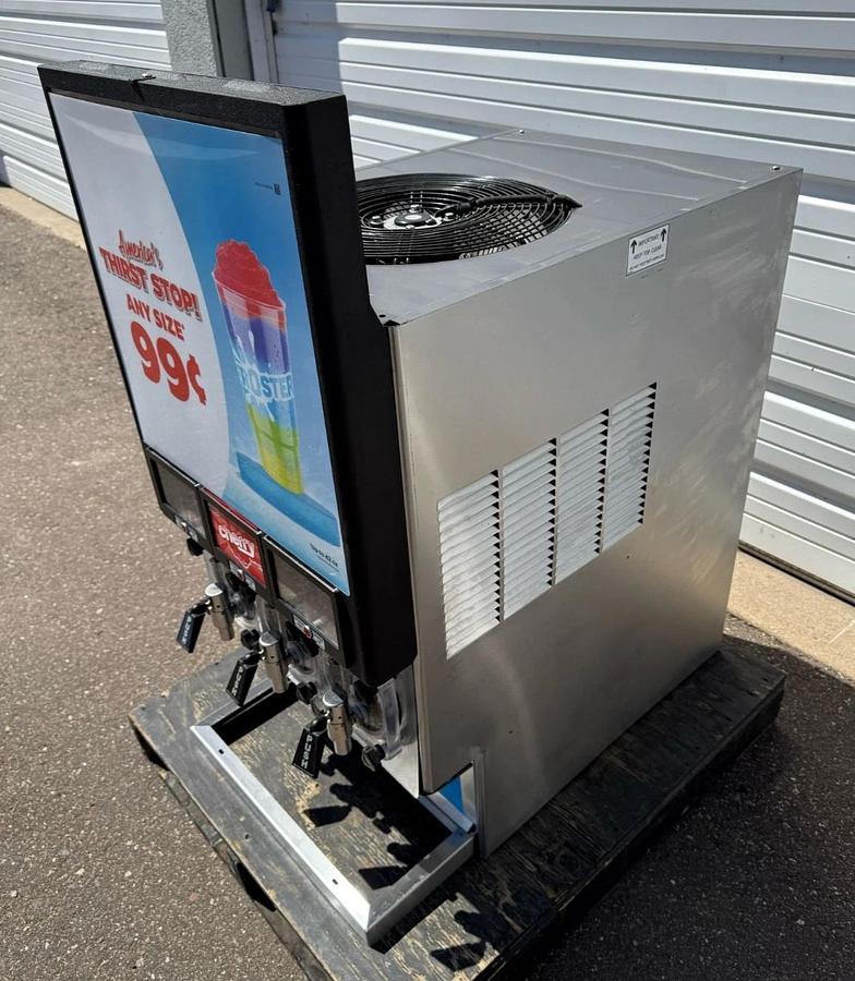 Used 3 Flavor ICEE FROZEN BEVERAGE and SLUSHY DISPENSER