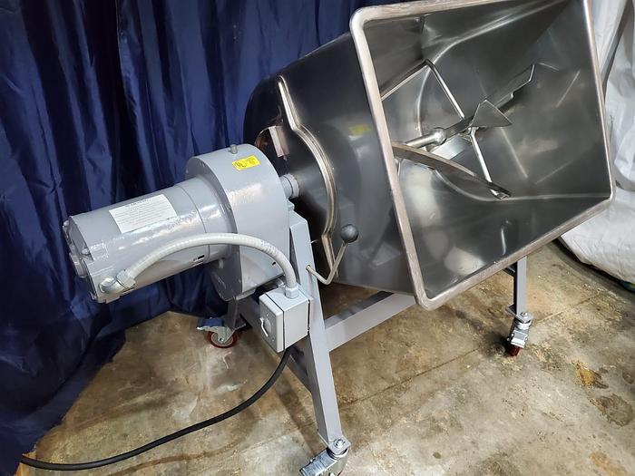 Used LELAND 200DA DOUBLE ACTION 200 LB Mixer