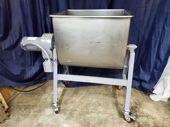 Used LELAND 200DA DOUBLE ACTION 200 LB Mixer